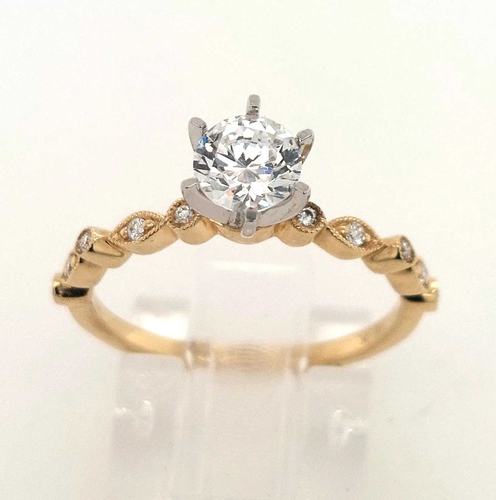 14KY Diamond Semi-Mount Engagement Ring with a Cubic Zirconia Center (Size 7)