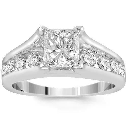 18K White Solid Gold IGI Certified Diamond Engagement Ring 2.01 Ctw