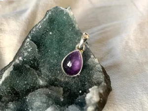 Amethyst Akoni Pendant - XSmall Teardrop