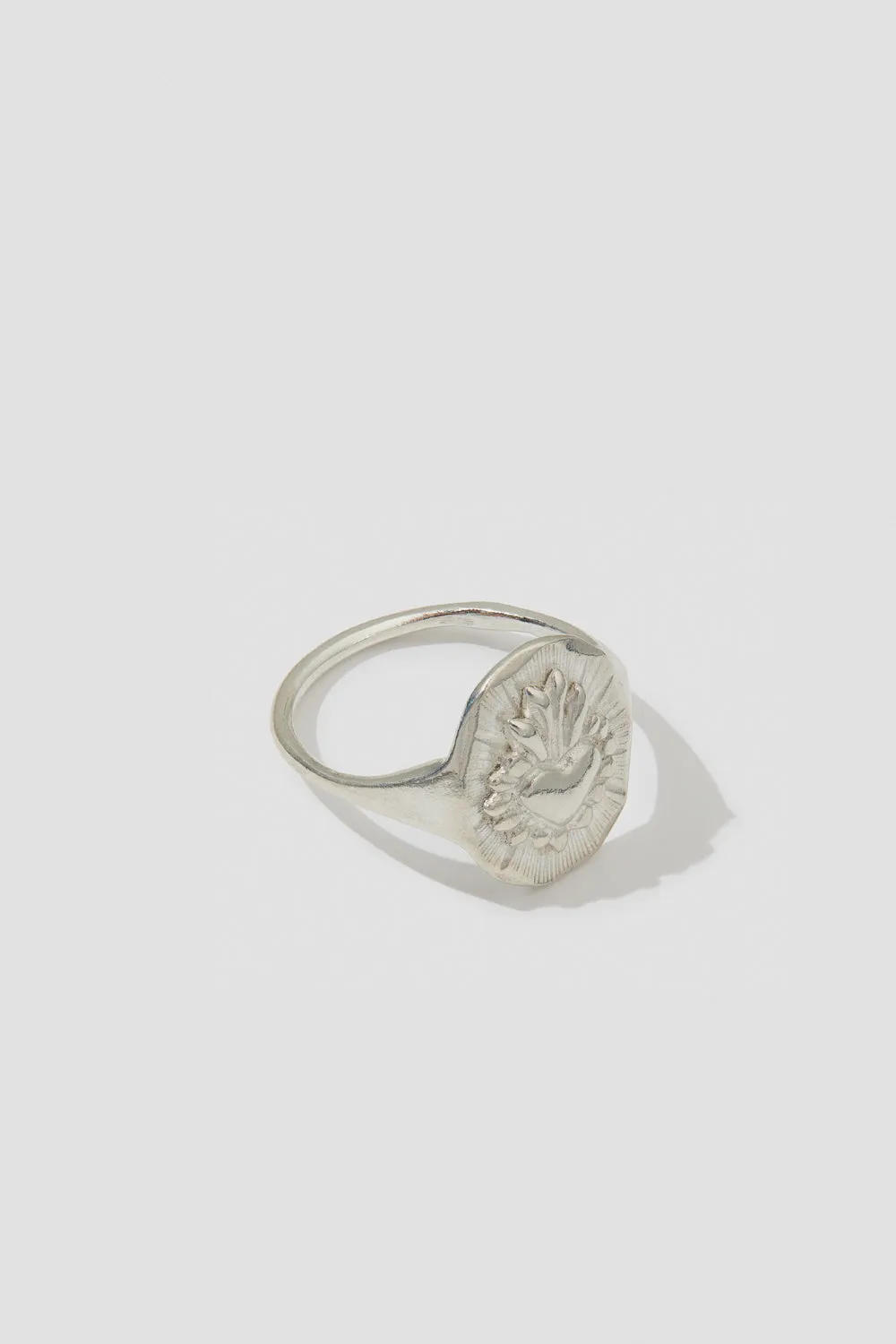 Corazon Mini Signet Ring