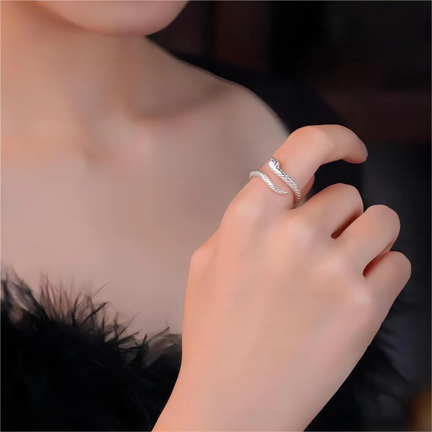 Elegant Adjustable Snake Ring