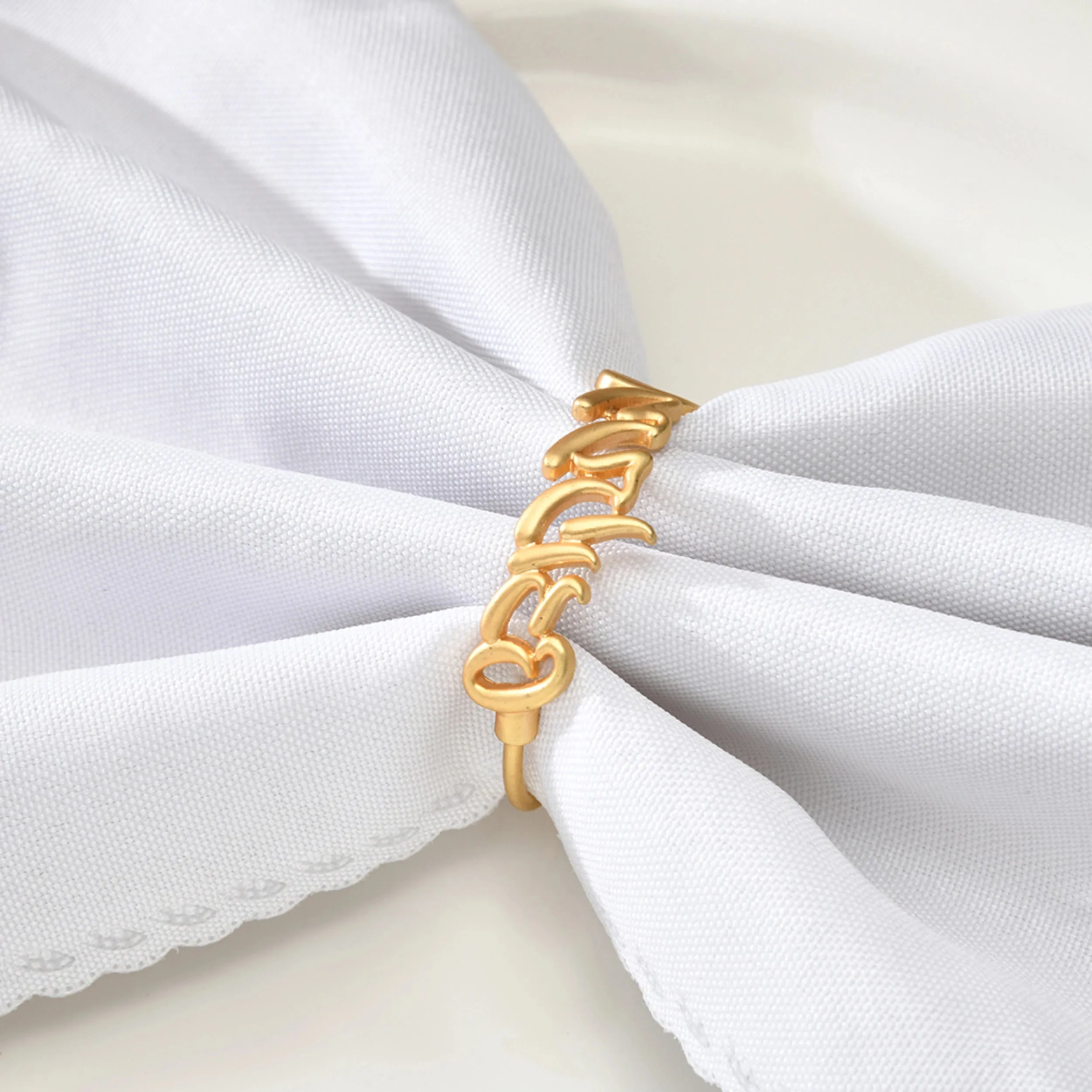 Gold Shabbos Kodesh Napkin Rings 4pc