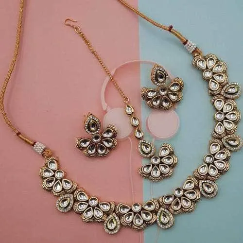 Half Flower Antique Outline Necklace Set