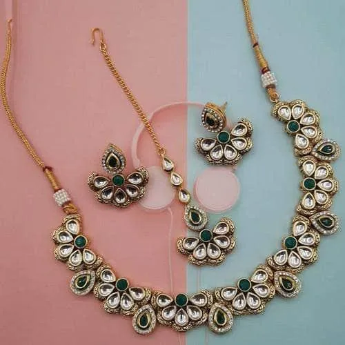 Half Flower Antique Outline Necklace Set