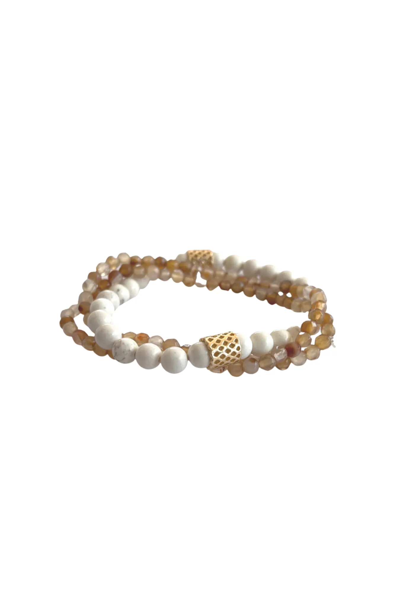 Lindi Kingi Beaded Bracelet Cinnamon and cream howilte with charm