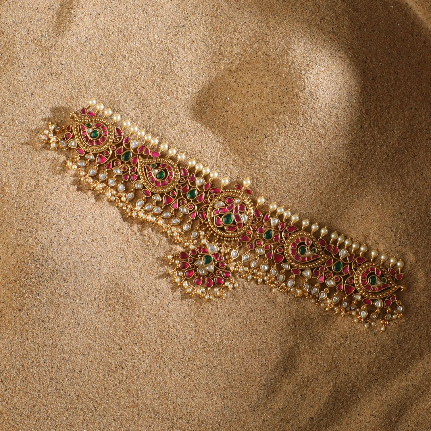 Mayil Kempu Silver Bridal Choker