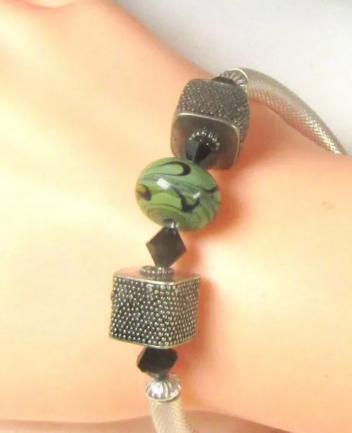 Mossy Green Lampwork Glass Bead and Noodle Bracelet