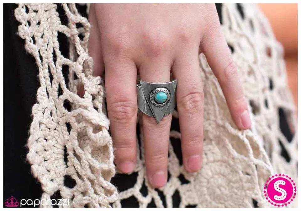 Paparazzi Ring ~ Picking Up Signals - Blue