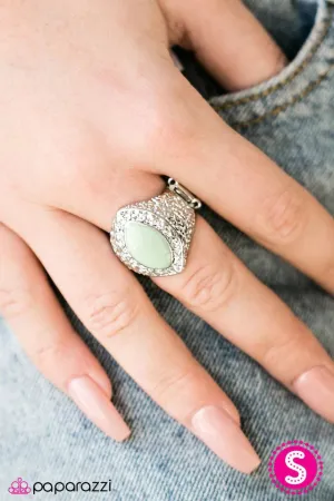 Paparazzi Ring ~ Summer Vibes - Green