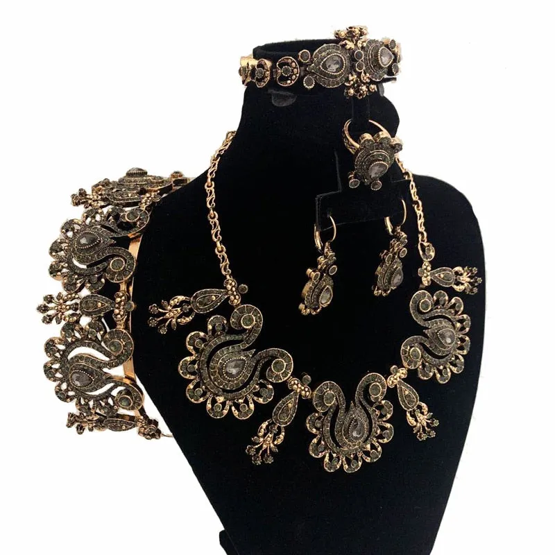 Queen Kamaria Jewellery Set