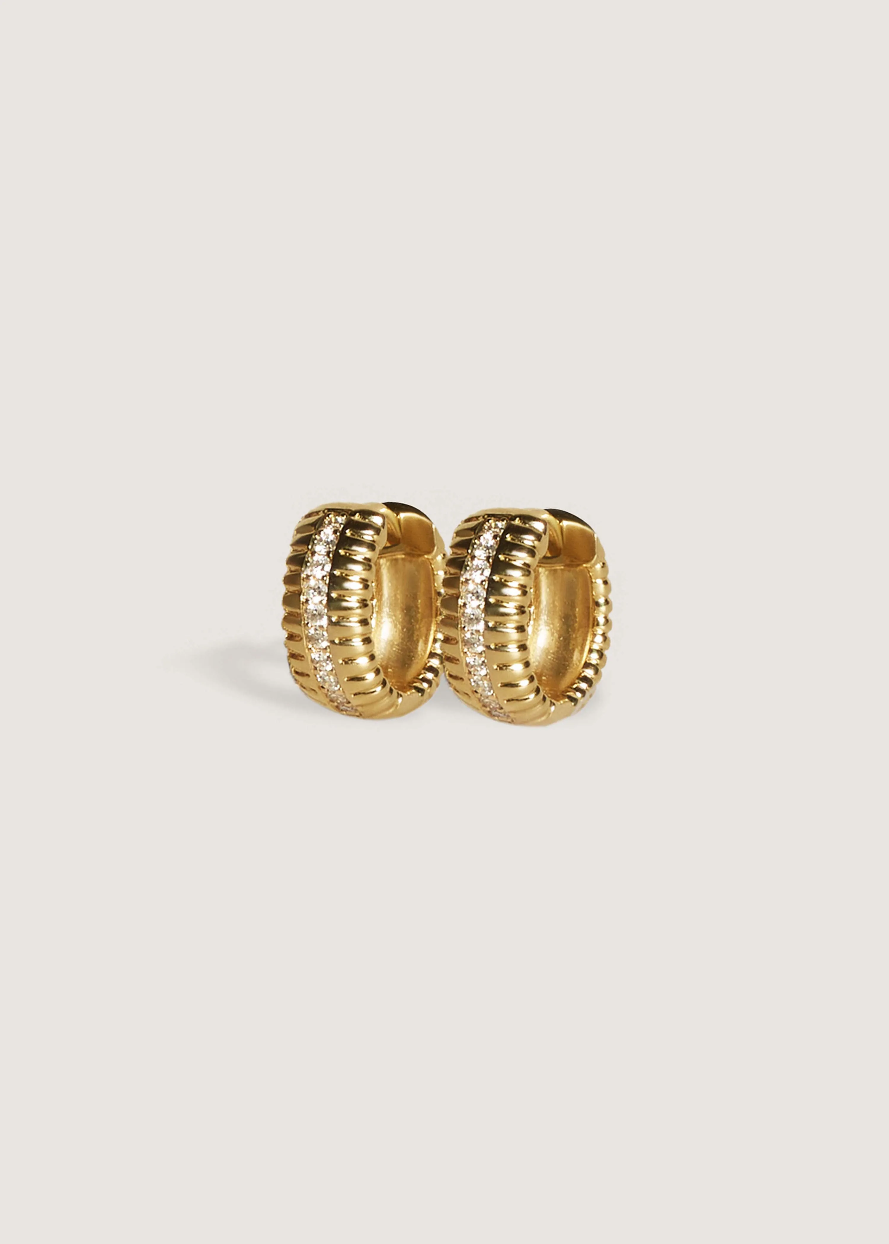 Solis Ribbed Pavé Diamond Earrings