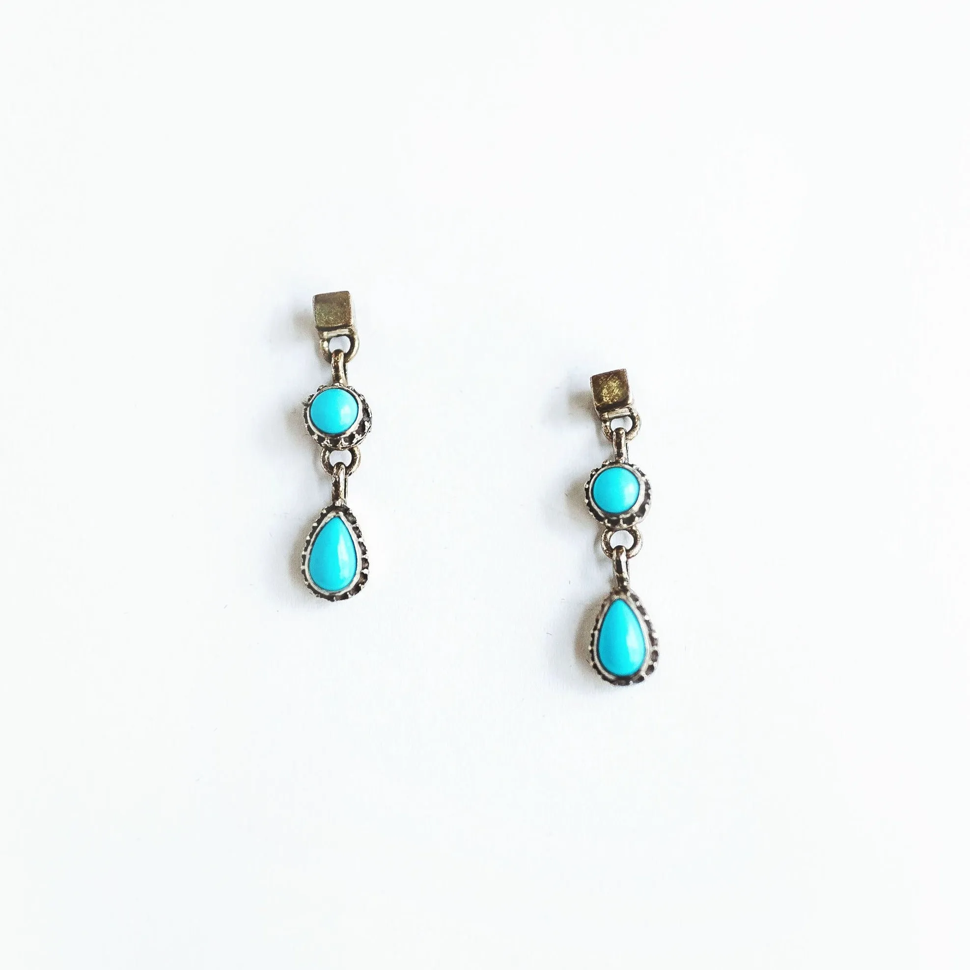 Turquoise Teardrop Earring